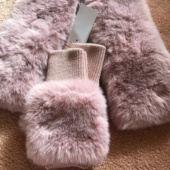 Jocelyn (2) pc set scarf and mittens - Picture 3 of 12